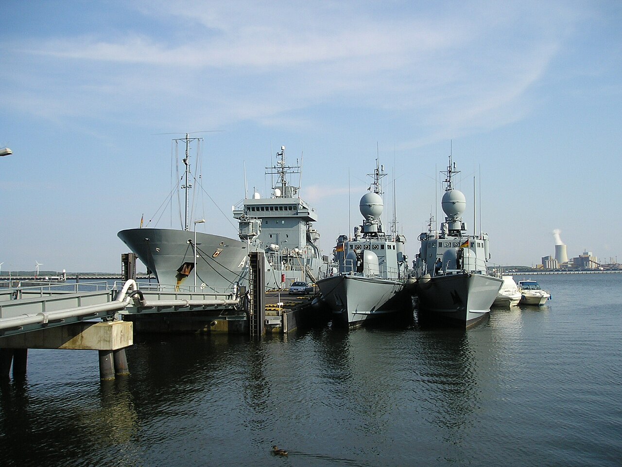A511 Elbe and Gepard class FACs.jpg